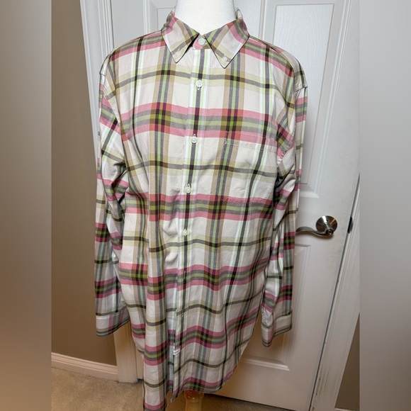 NWOT Maddy Fella Plaid Shirt- 100% cotton in a size Medium - Picture 1 of 8
